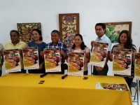 Normalistas de Río Grande toman caseta de Suchixtlahuaca