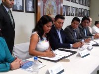 Firman autoridades de los tres poderes Aval de la Carta de la Tierra