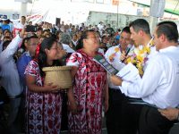 Arrancan Murat y Miranda Nava Programa de Estufas Sedesol-Sener