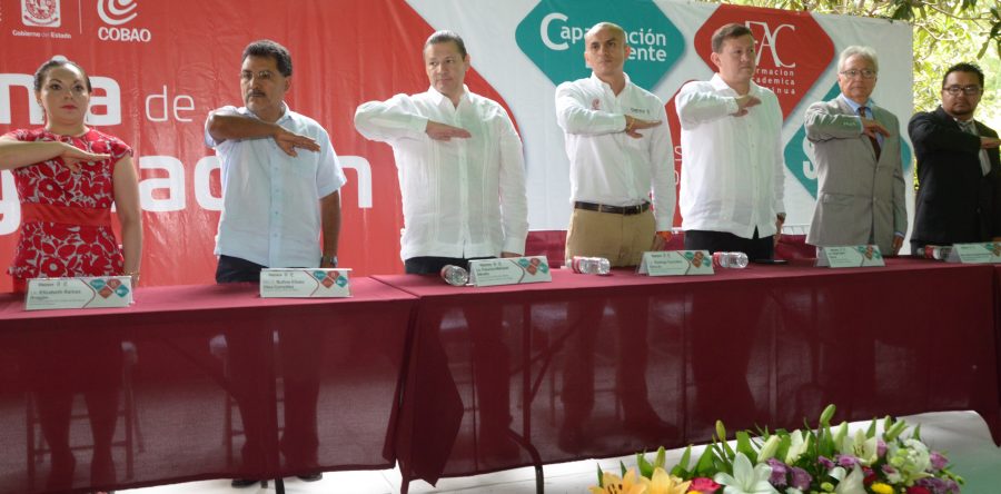 Ofrece COBAO actualización continua a su personal docente