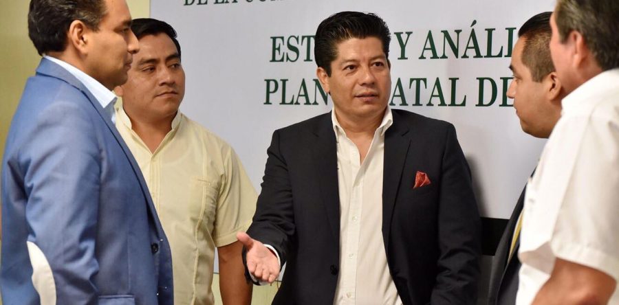 Presenta José Luis Calvo Ziga ante Congreso el plan estatal de desarrollo