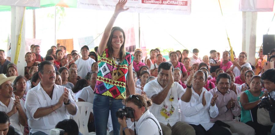Acompaña Yarith Tannos a titular de Sedesol y a AMH en gira por Tuxtepec