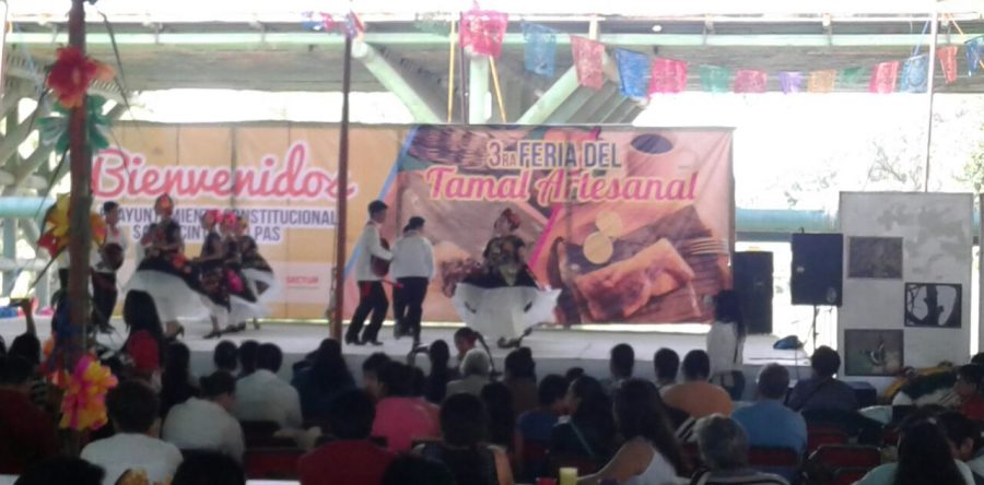 Continúa la Feria del Tamal en San Jacinto Amilpas.