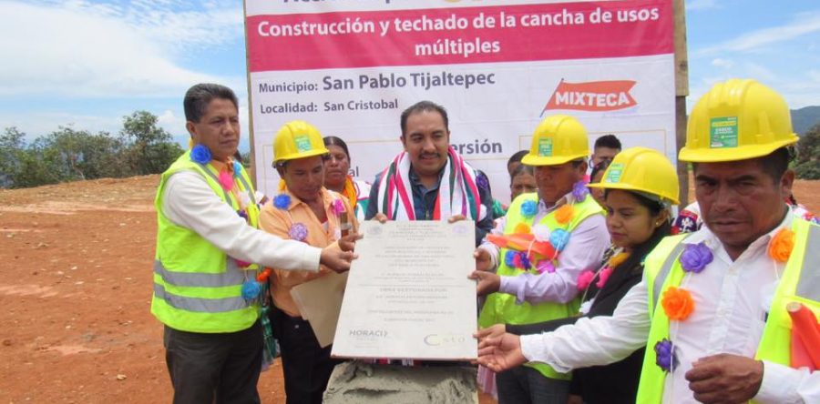 Con obras de infraestructura, mejora diputado Horacio Antonio calidad de vida en la Mixteca