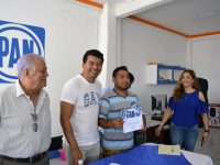 Beneficia Juan Mendoza a poblaciones de Sierra Sur y Costa