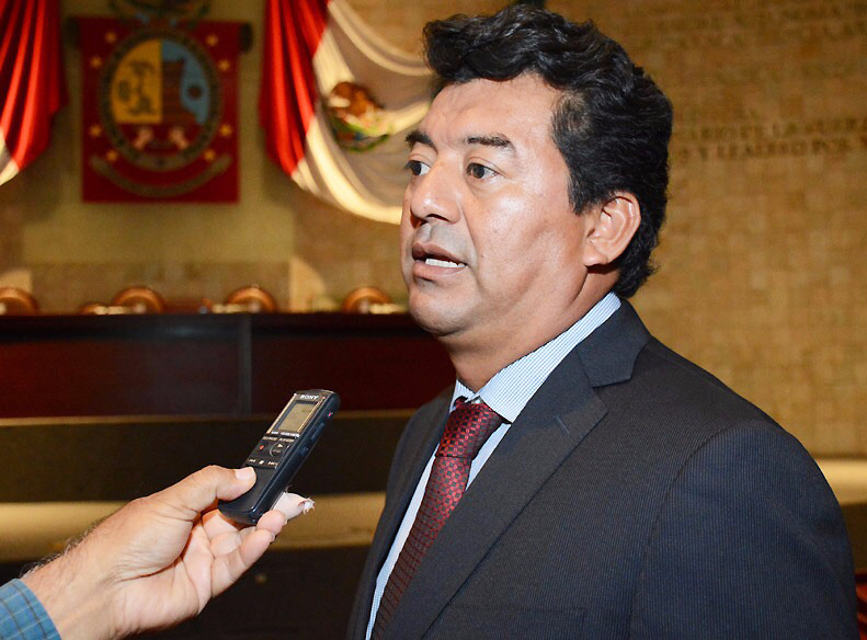 Reconstruye Congreso PED: Juan Mendoza