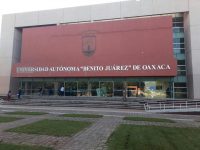 Toman rectoría y anuncian jornada de información para exigir espacios en la UABJO