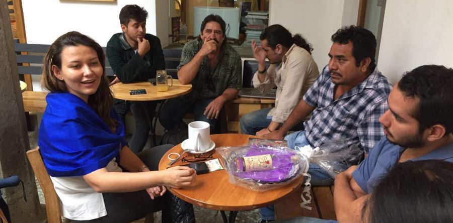 Se reúne Leslie Zavaleta con autoridades de Mazunte.