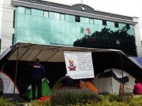 Sigue protesta en el Seguro Popular