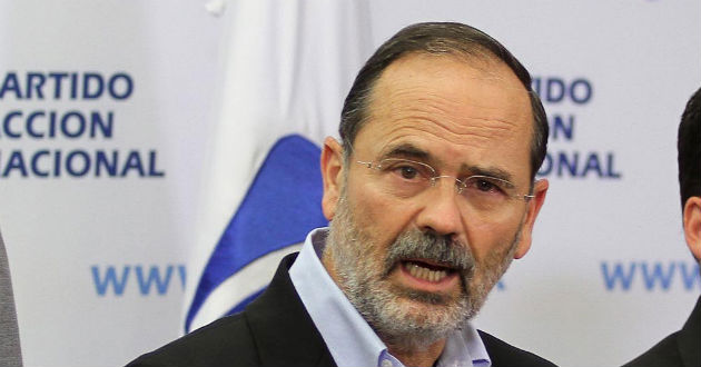 PAN puede solo, pero va por cambio de régimen, por eso coalición: Madero