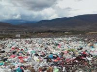 Cierran otra vez el basurero en Zaachila.
