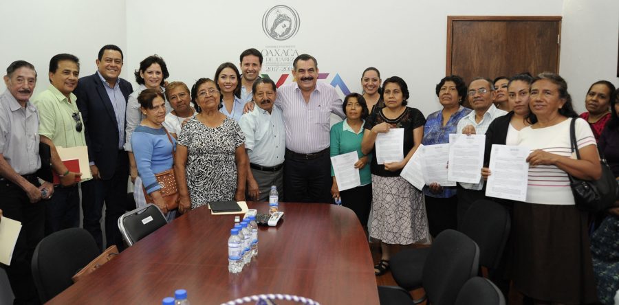 Regulariza Gobierno Municipal adeudos de  concesionarios de baños en mercados públicos