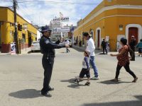 Arranca programa 1×1 en tres calles de la capital
