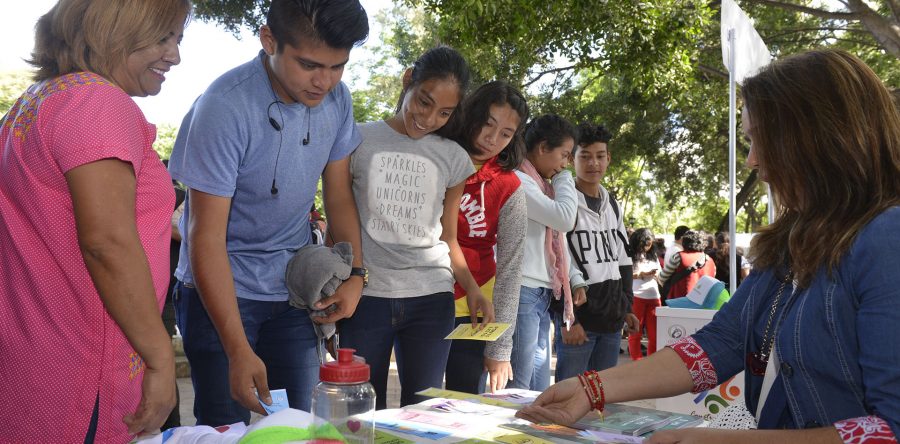 Acercan Programa “Atención socio-emocional del embarazo adolescente” a juventudes de la capital