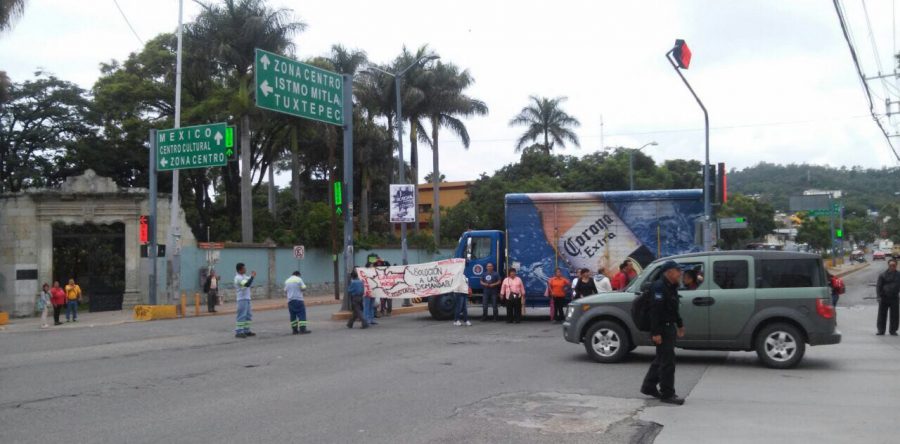 S-22 de Educación Inicial bloquea Fonapas