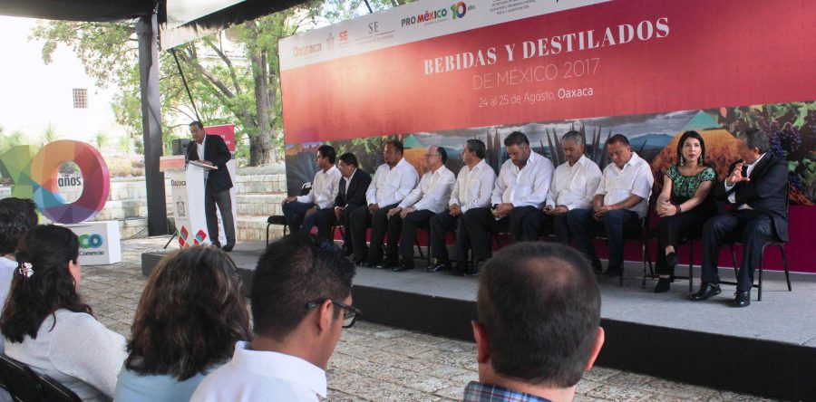Atestigua Enrique Lira tercera edición de “Bebidas y Destilados de México 2017”