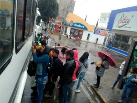 Arranca UJRM jornada de manifestaciones, exigen espacios en la UABJO