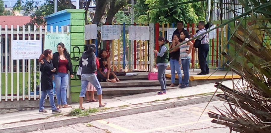 S-22 protesta en Jardín de Niños de Santa Lucía.