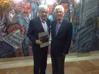 Reconocen 45 años de labor periodística de Raúl Castellanos