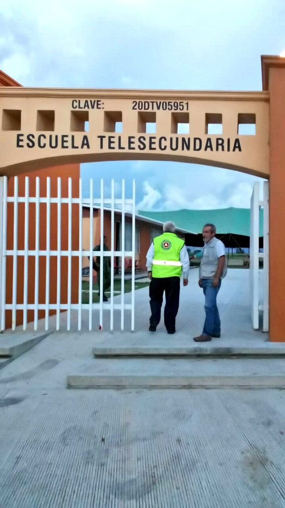 Se mantiene la suspensión de clases este lunes: IEEPO