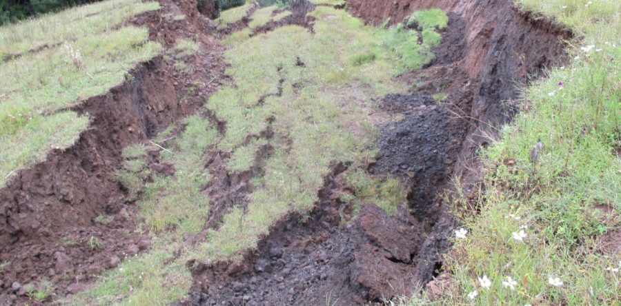 Atiende CEPCO deslizamiento e inestabilidad de laderas en la Mixteca