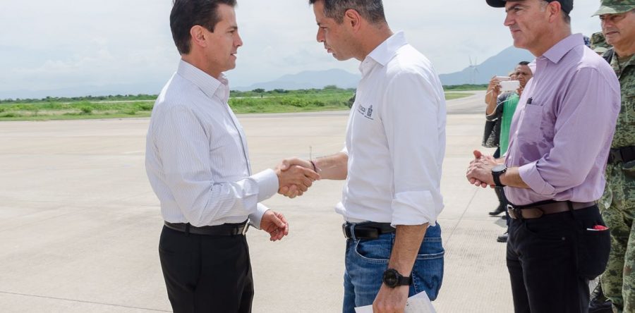 Arriba Presidente Enrique Peña a Oaxaca para evaluar daños en el Istmo