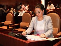 Renuncia Paola Gutierrez al PRD