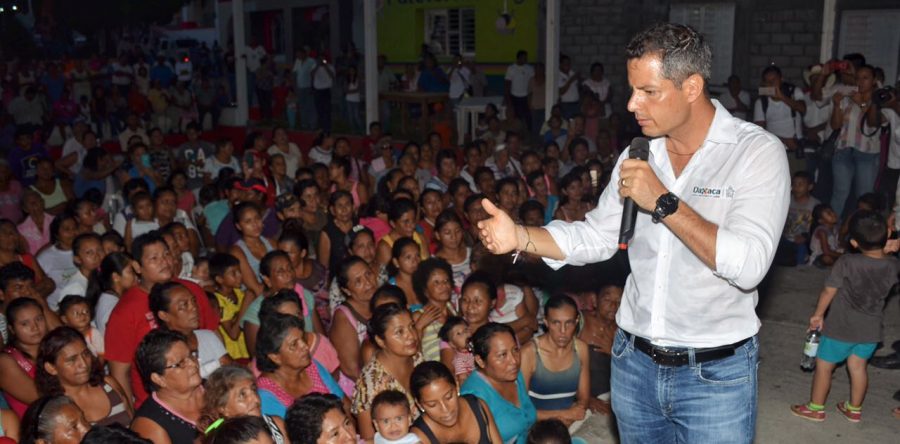 Lleva AMH mensaje de esperanza y solidaridad a familias de Tapanatepec