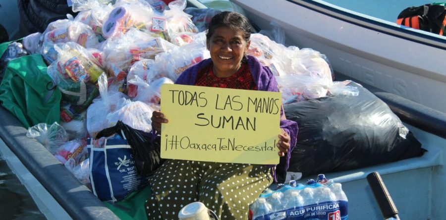 Familias damnificadas continúan recibiendo apoyos del Sistema DIF Oaxaca
