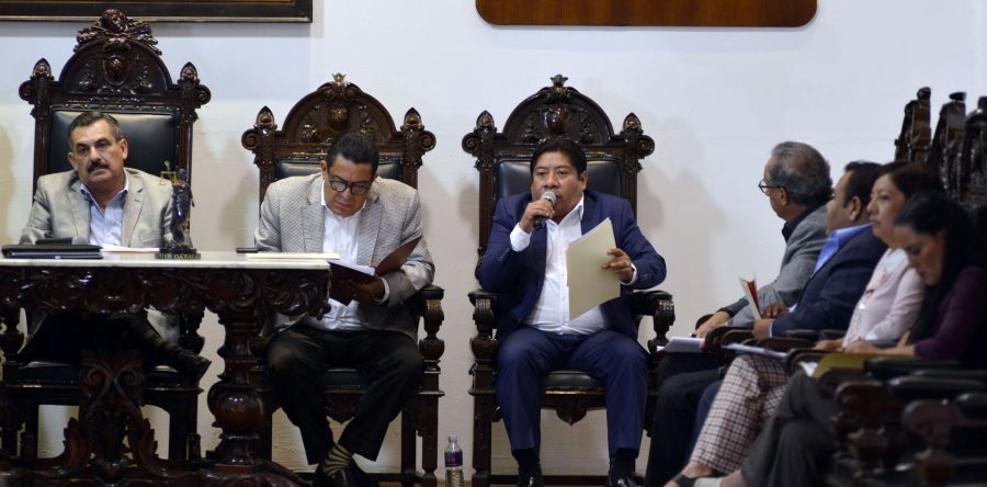 Propone Eduardo Reyes evitar bolsas de plástico  en compras