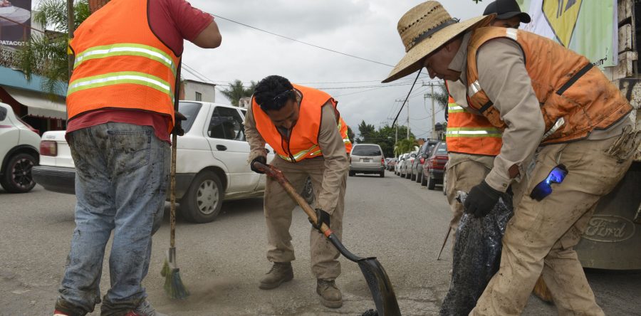 Supervisa Hernández Fraguas avance del  Programa Emergente de Bacheo