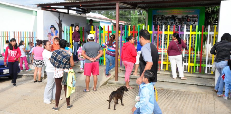 Autoriza IEEPO suspensión de clases este viernes en cuatro distritos ubicados en la Mixteca, Sierra Sur y Costa