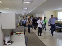 En condiciones edificios gubernamentales para el regreso a labores