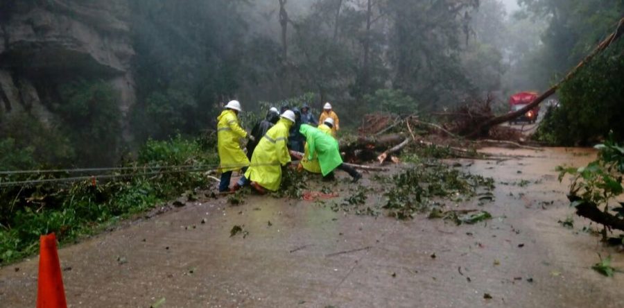 Suman 21 personas fallecidas por lluvias en Oaxaca
