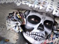 Altar de muertos: nuestro ayer, nuestro hoy, nuestro mañana: Raúl Castellanos