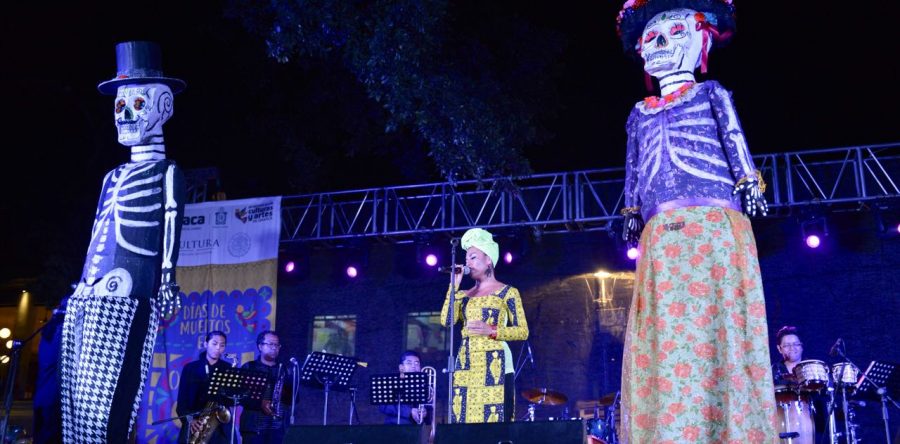 Cultura y tradición, caracterizan la celebración de muertos en Oaxaca