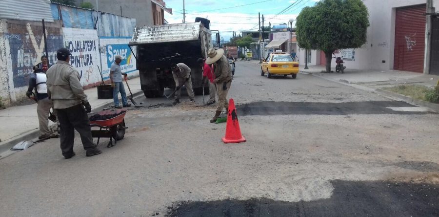 Intervienen baches de colonias y riberas del Atoyac