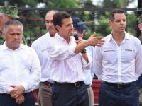 Entrega EPN tarjetas electrónicas para reconstrucción de viviendas en el Istmo
