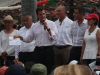 Anuncian entrega de tarjetas para reconstrucción de Juchitán