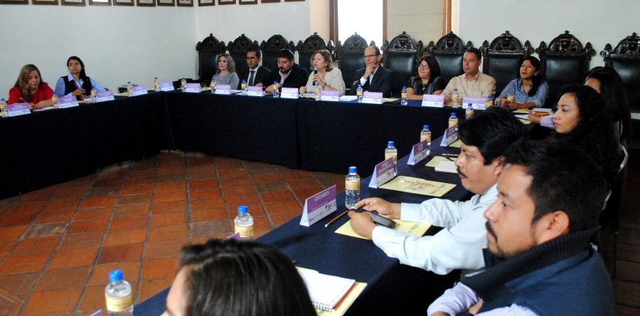 Presentan a directores de secundaria el programa “Córtale a la Violencia contra las Mujeres”