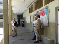Retienen a funcionarios del IEEPO y IOCIFED Escuela Primaria “Enrique Pestalozzi”