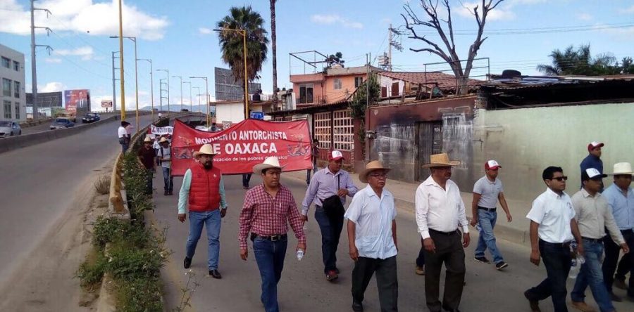 Marcha Antorcha Campesina en Oaxaca