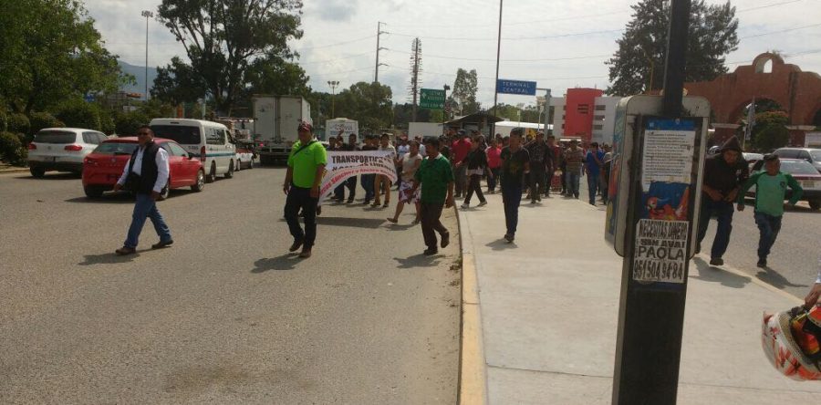 CTM marcha en respaldo del Álvaro Reyes.