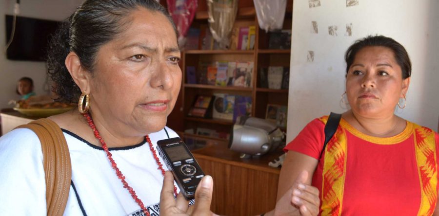 Se roba Gloria Sánchez un millón de pesos para damnificados y reparte entre su séquito