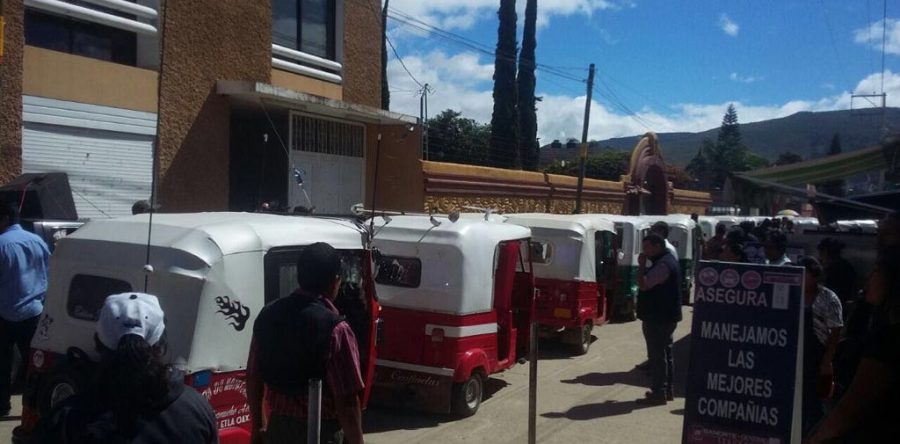 Transportistas protestan en Sevitra denuncian operativos a modo