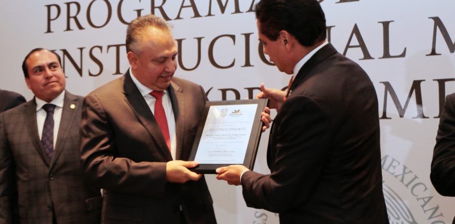 Reconoce Aureoles a Director de @Liconsa apoyo incondicional a Michoacán