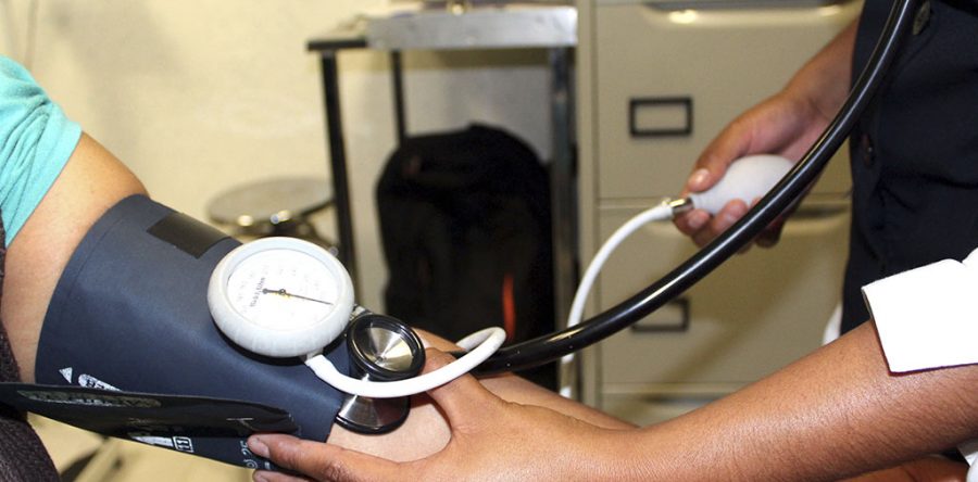 Hipertensión arterial principal factor de riesgo de ceguera: SSO