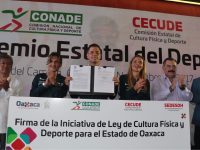 Entrega Gobernador Alejandro Murat Premio Estatal del Deporte 2017