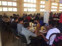 Recibe Internado-Escuela de Reyes Mantecón dotación de víveres