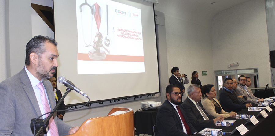 Capacita SSO a profesionales de la salud sobre responsabilidad médica